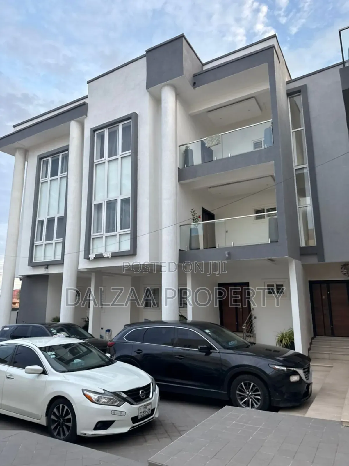 5bdrm Apartment in Airport Residential Area for rent