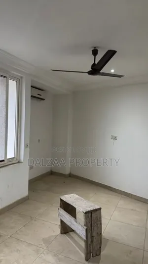 5bdrm Apartment in Airport Residential Area for rent