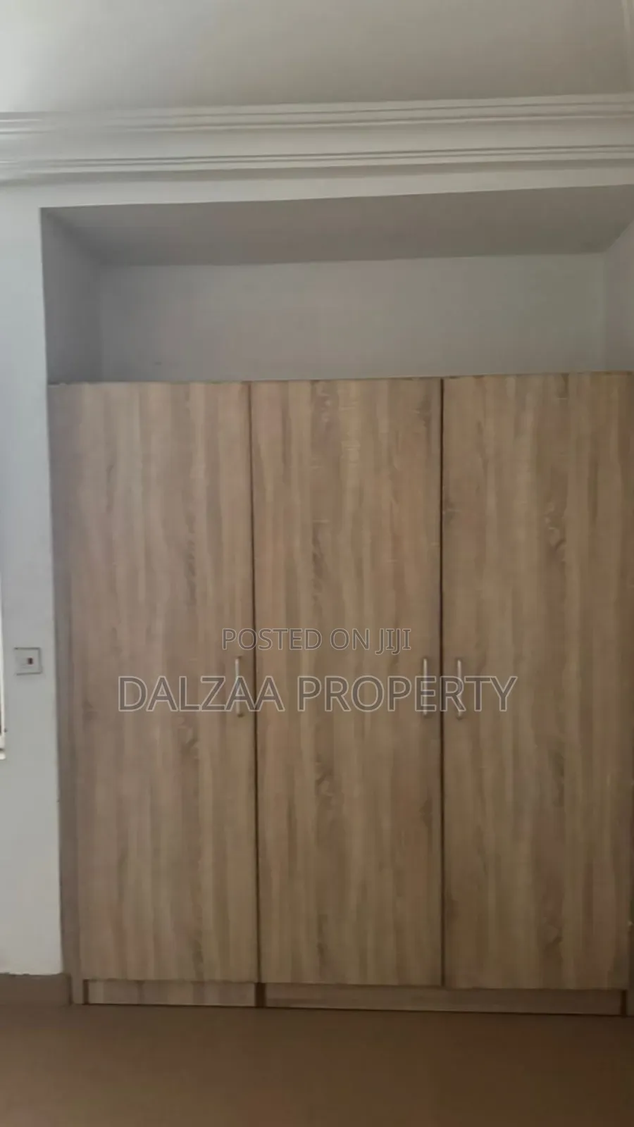 5bdrm Apartment in Airport Residential Area for rent