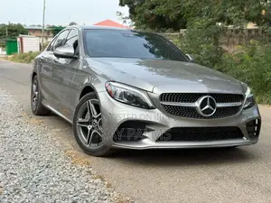 Mercedes-Benz C300 2020 Brown
