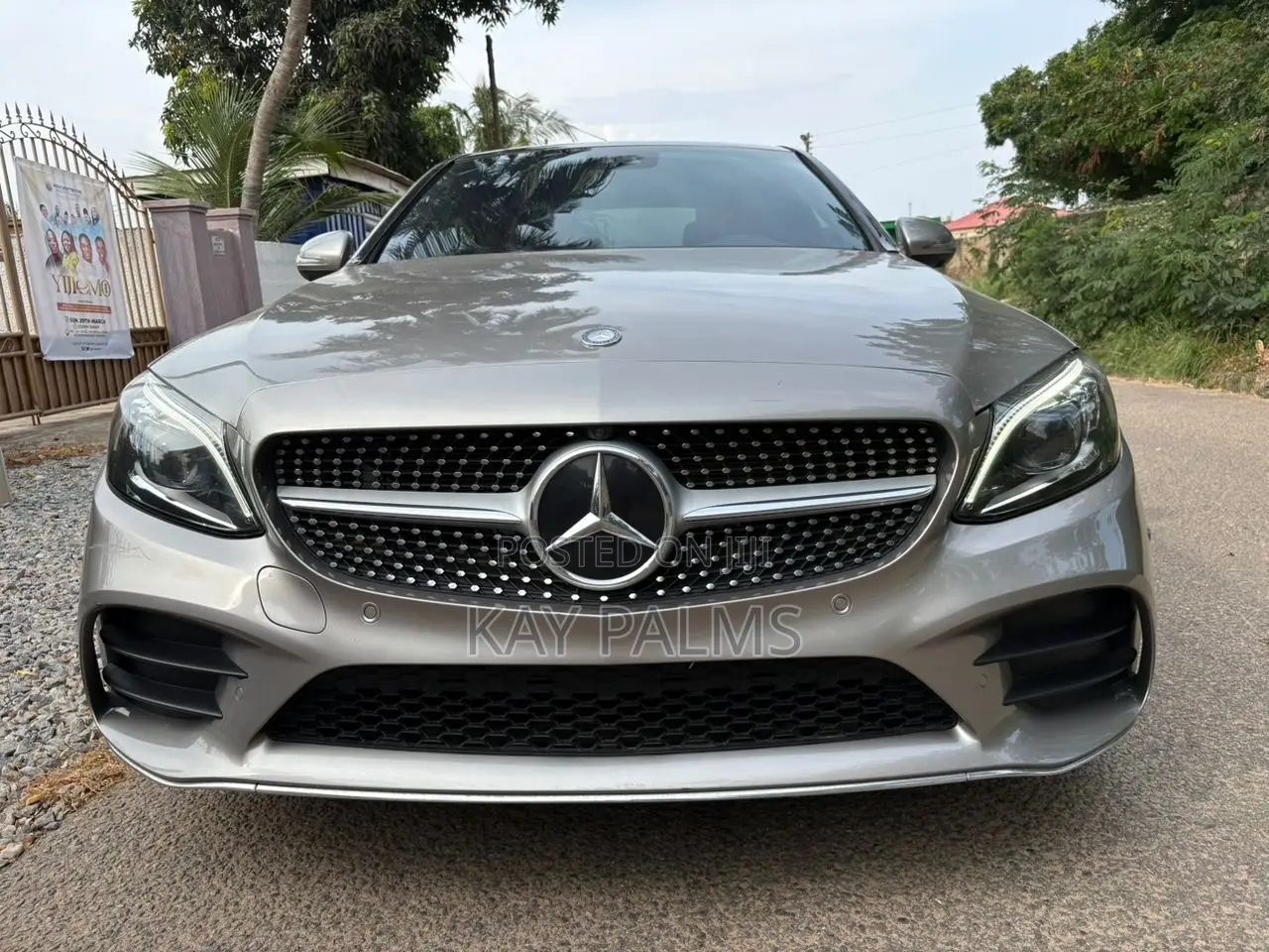 Mercedes-Benz C300 2020 Brown