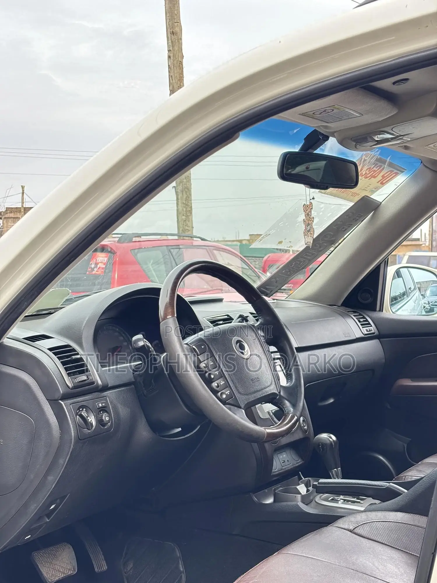SsangYong Rexton 2017 White