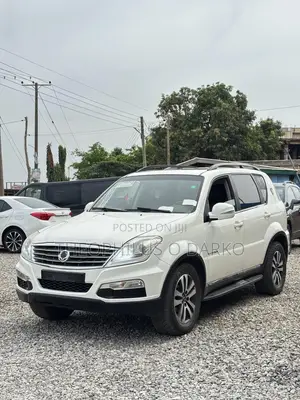 SsangYong Rexton 2017 White