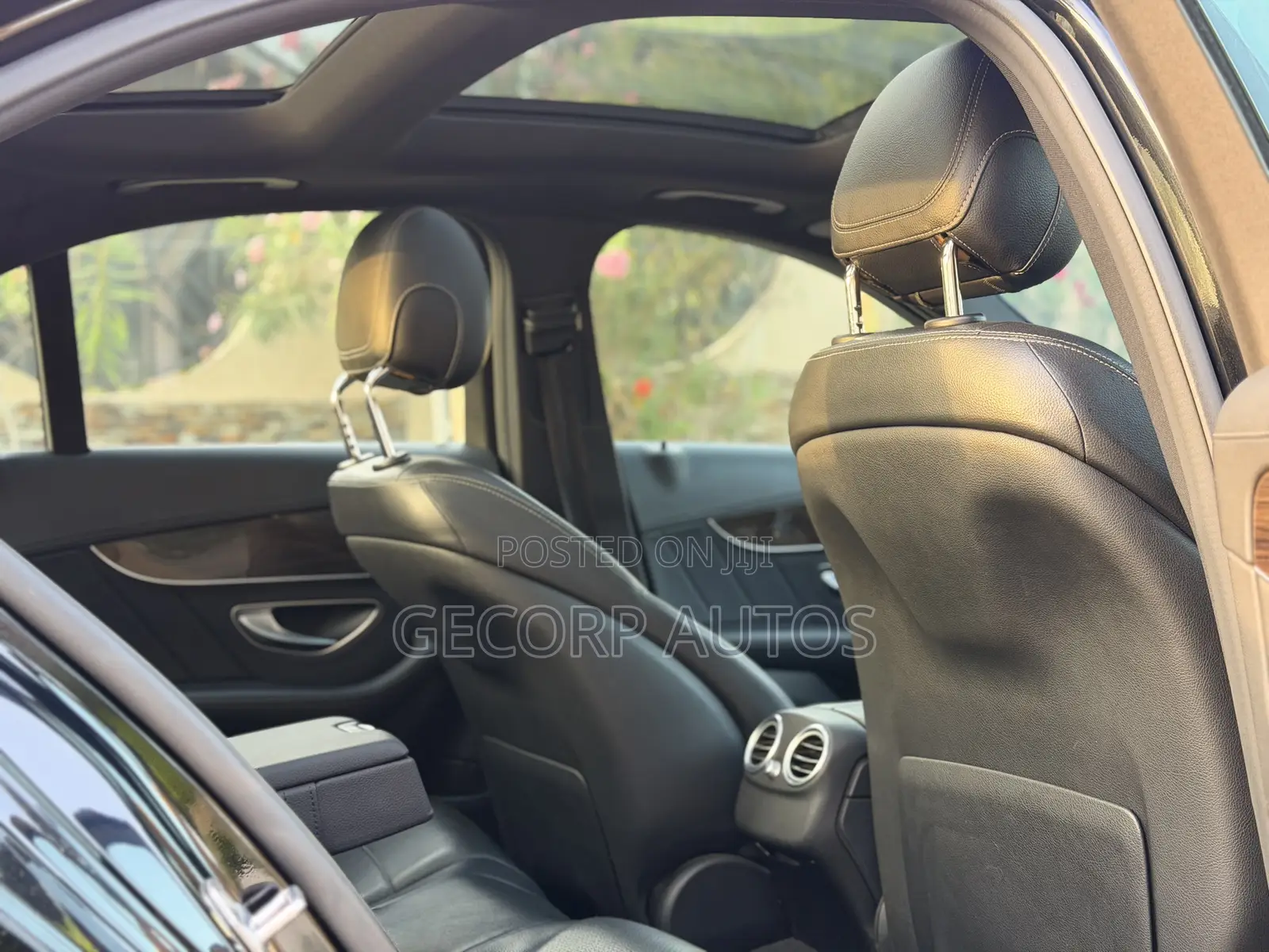 Mercedes-Benz C300 Sport 4Matic Sedan AWD (2.0L 4cyl 7A) 2017 Black