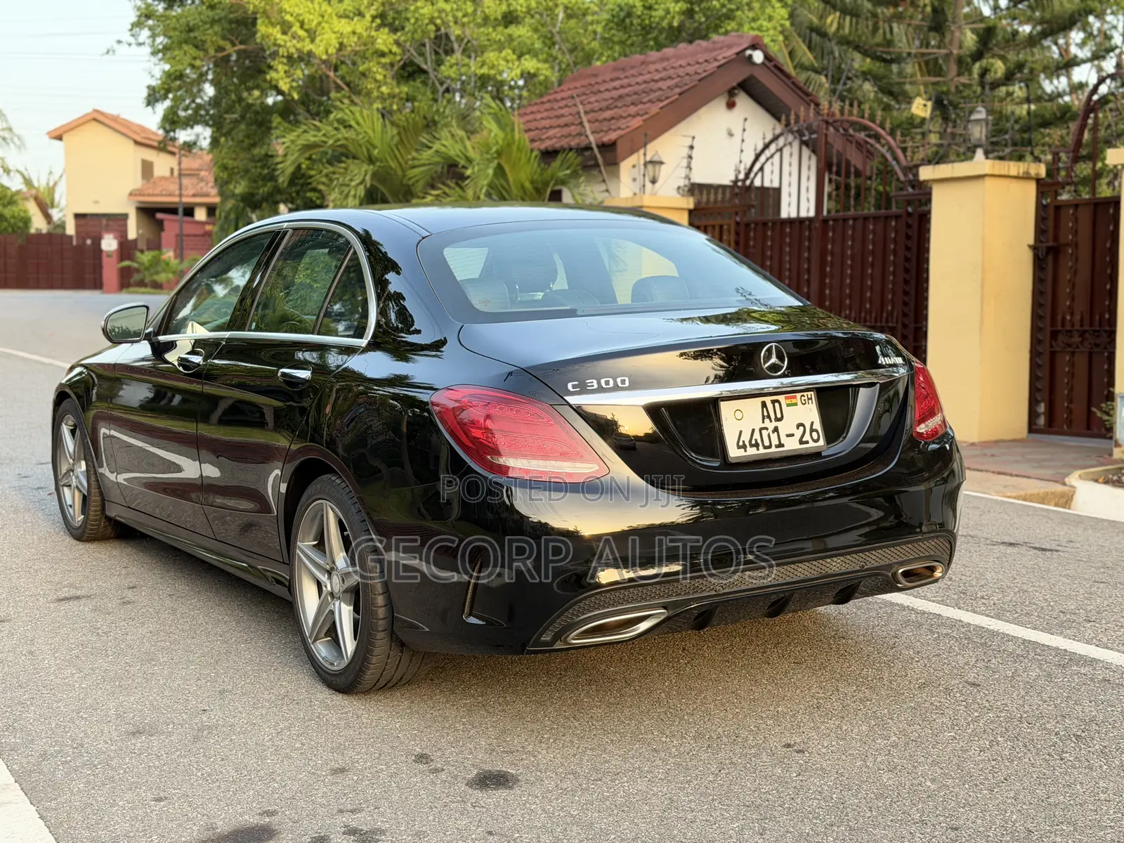 Mercedes-Benz C300 Sport 4Matic Sedan AWD (2.0L 4cyl 7A) 2017 Black
