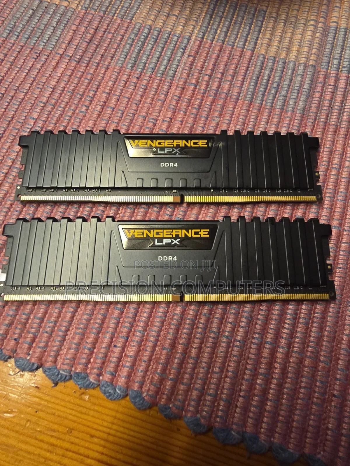 Corsair 16gb Ddr4 (3200mhz)