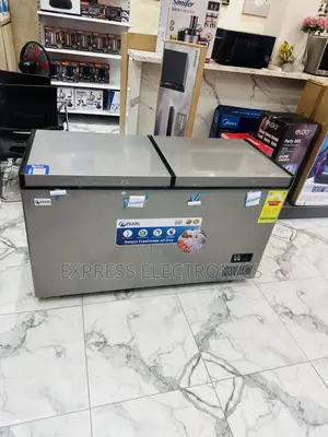 Lovely New PCF-5310-6f. 413l Chest Freezer Pearl