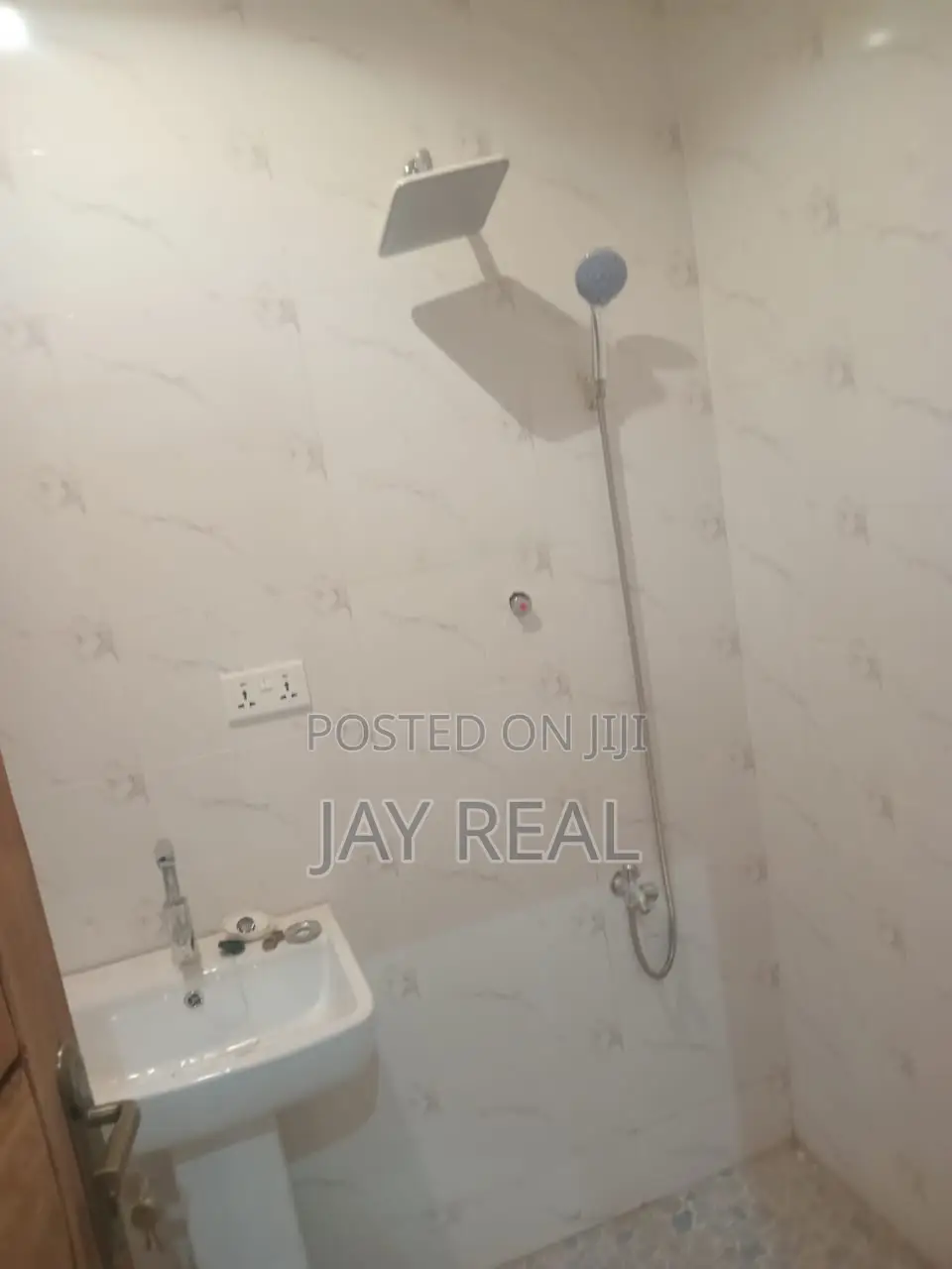 2bdrm Apartment in Jay Real Estate, Kasoa for rent