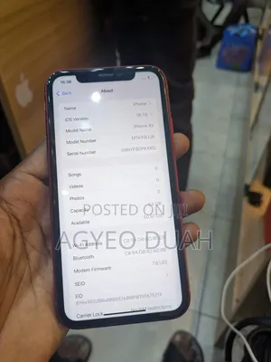 Apple iPhone XR 64 GB Red