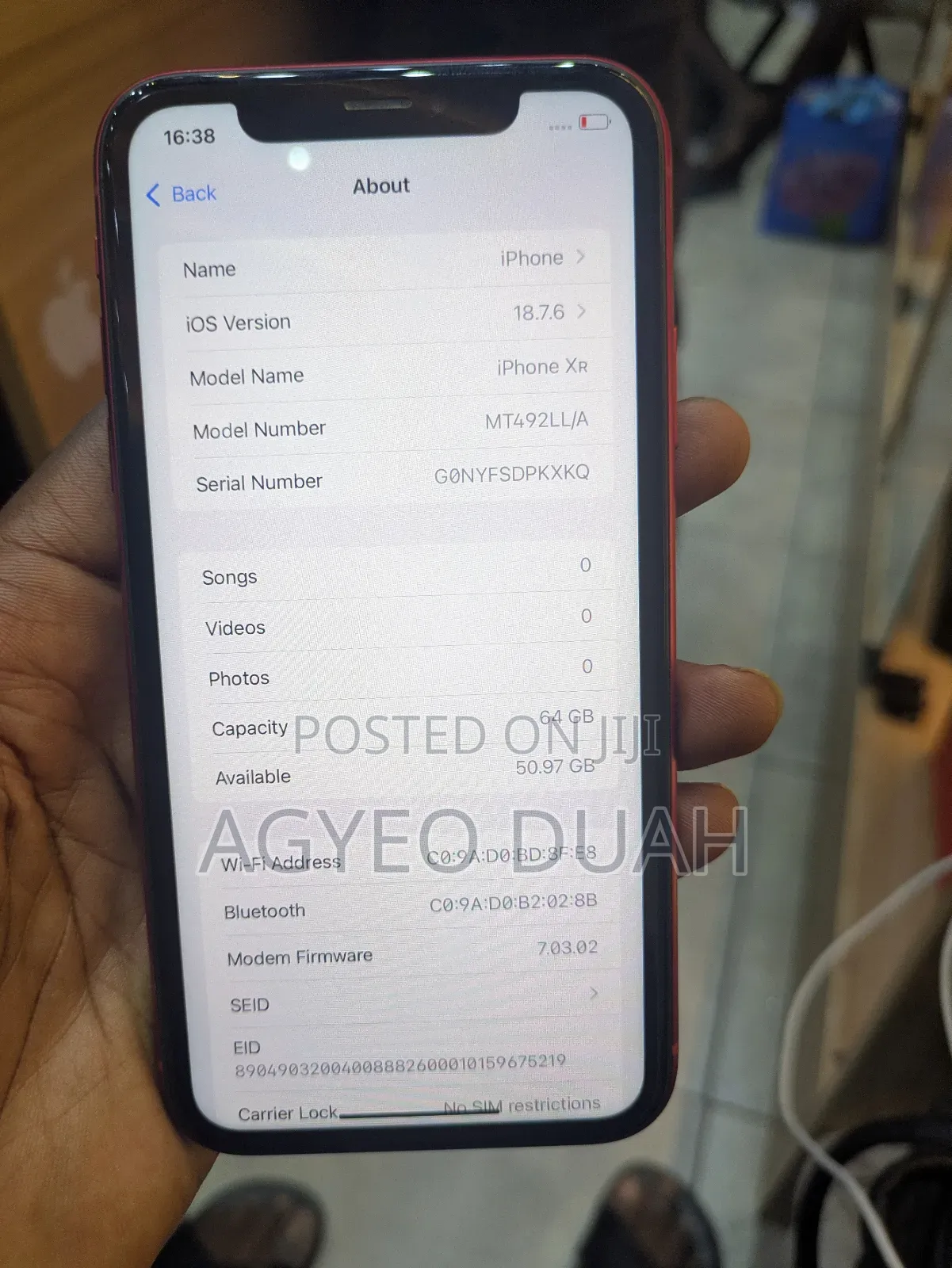 Apple iPhone XR 64 GB Red
