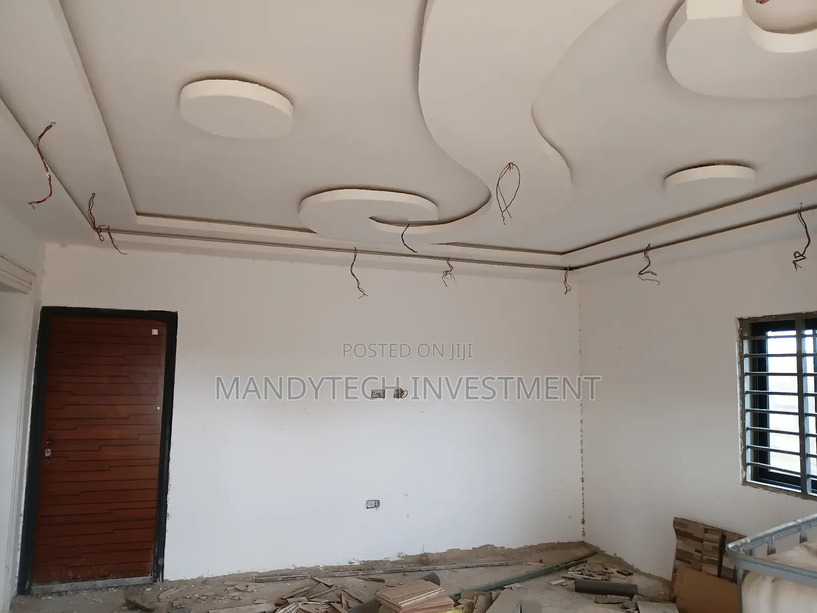 2bdrm Duplex in School Junction for sale
