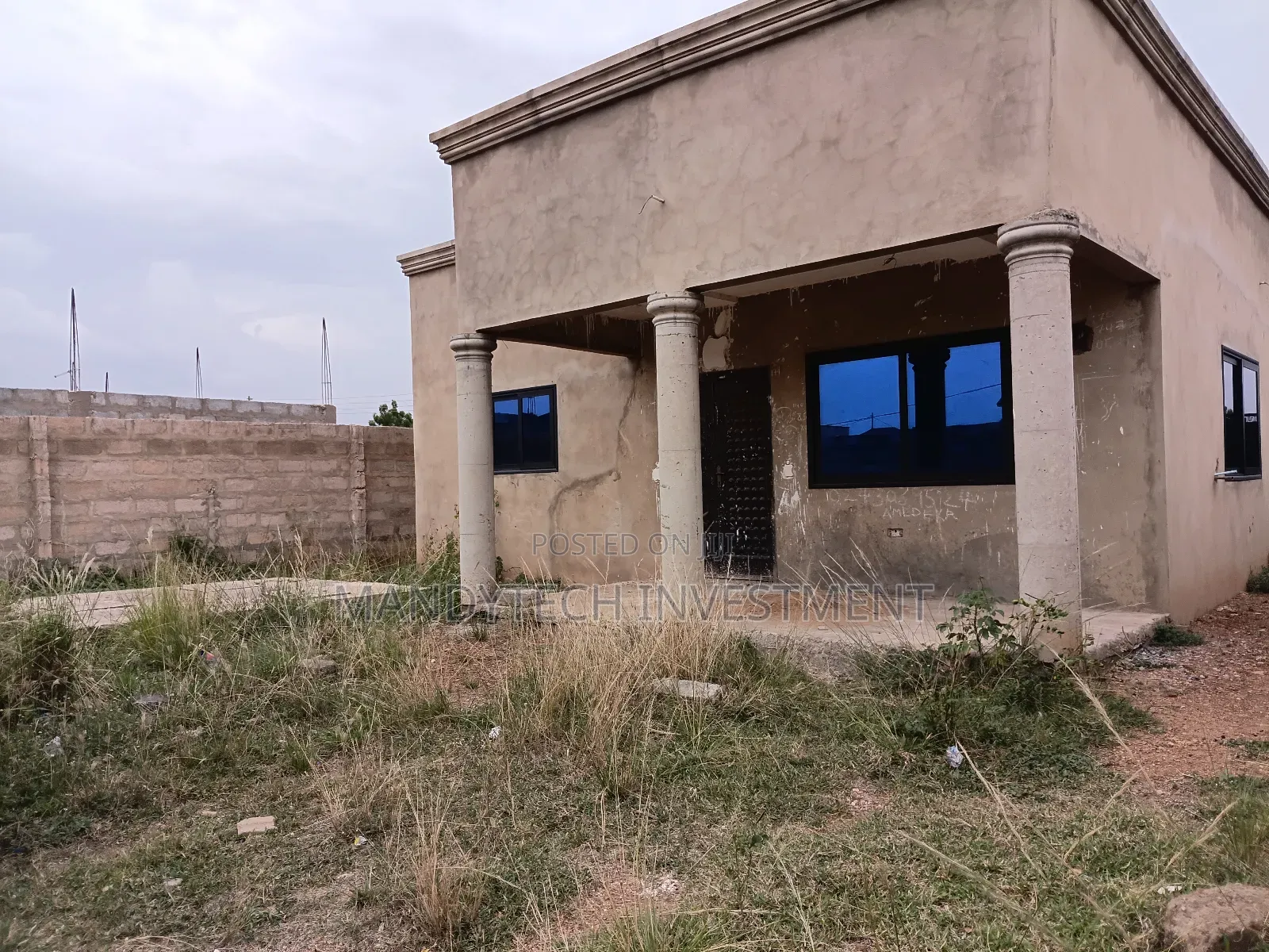 2bdrm Duplex in School Junction for sale