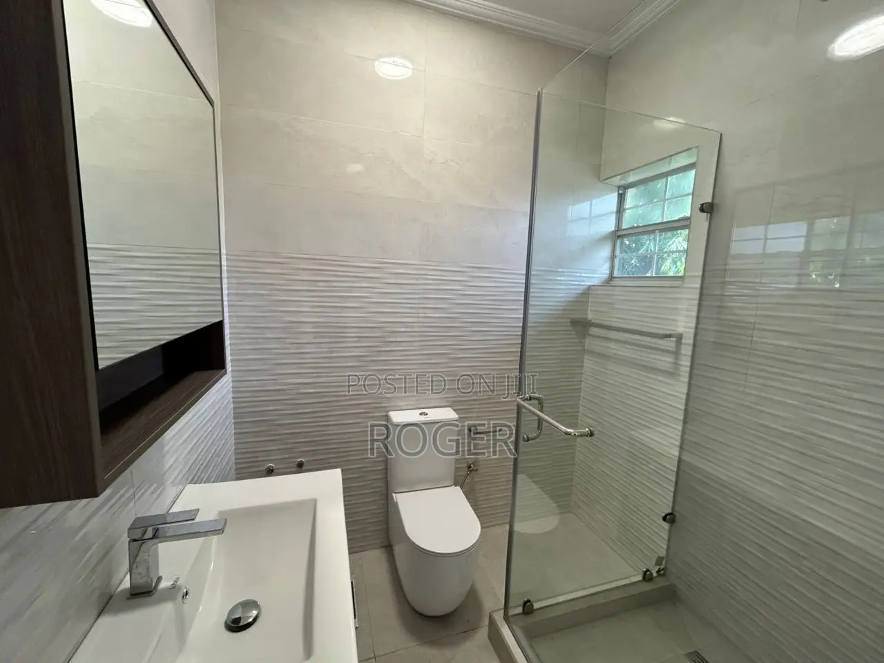 4bdrm House in Cantonments for rent