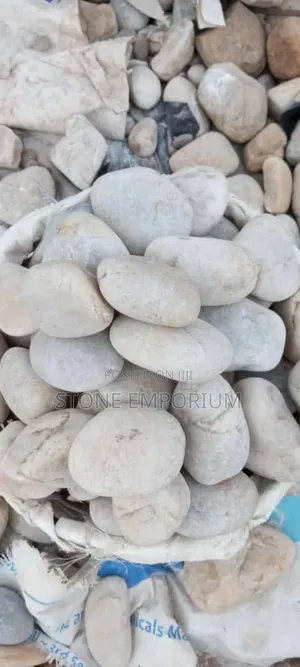 Black/White Stone