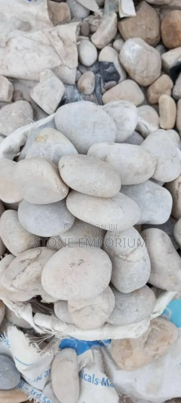 Black/White Stone