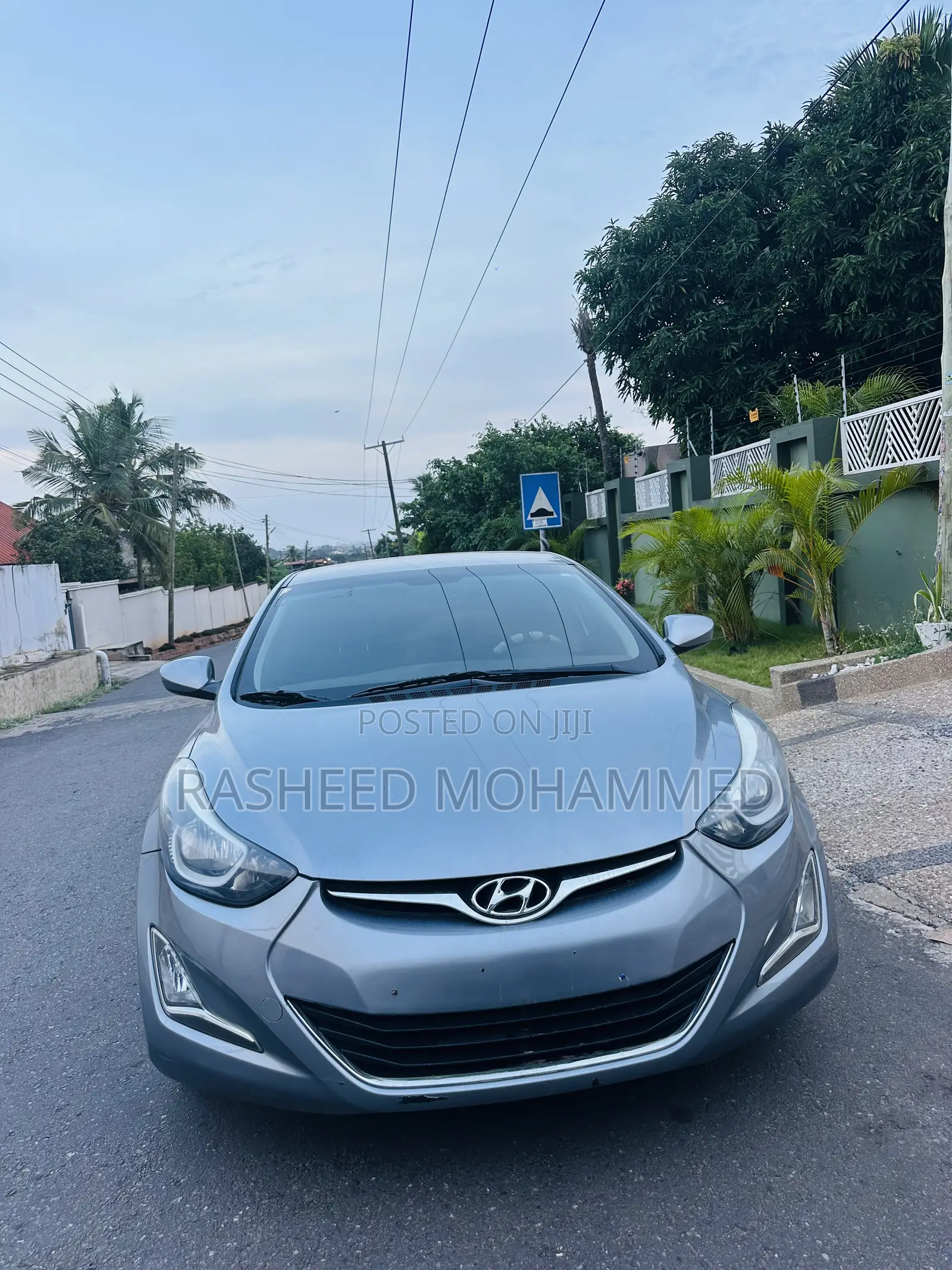 Hyundai Elantra SE Sedan FWD (1.8L 4cyl 6A) 2016 Gray