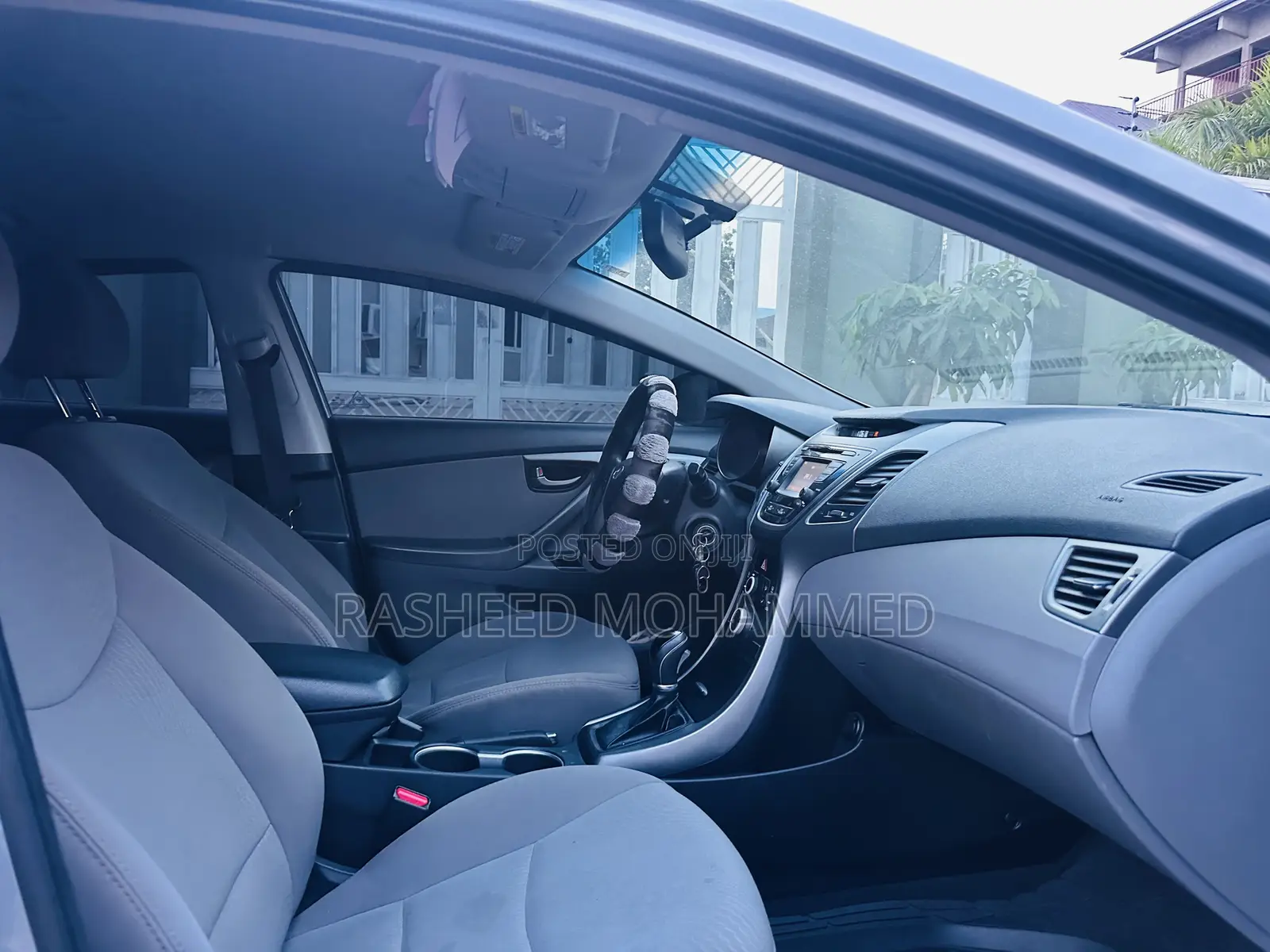 Hyundai Elantra SE Sedan FWD (1.8L 4cyl 6A) 2016 Gray