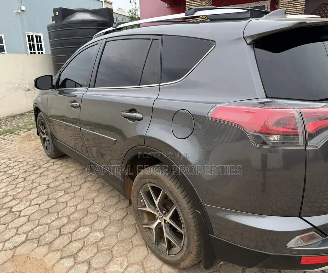 Toyota RAV4 SE AWD (2.5L 4cyl 6A) 2016 Gray