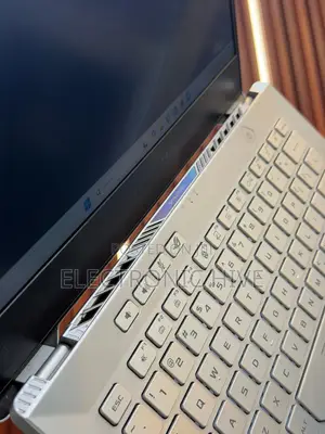 Laptop Asus ROG Zephyrus G14 16GB AMD Ryzen 7 SSD 512GB