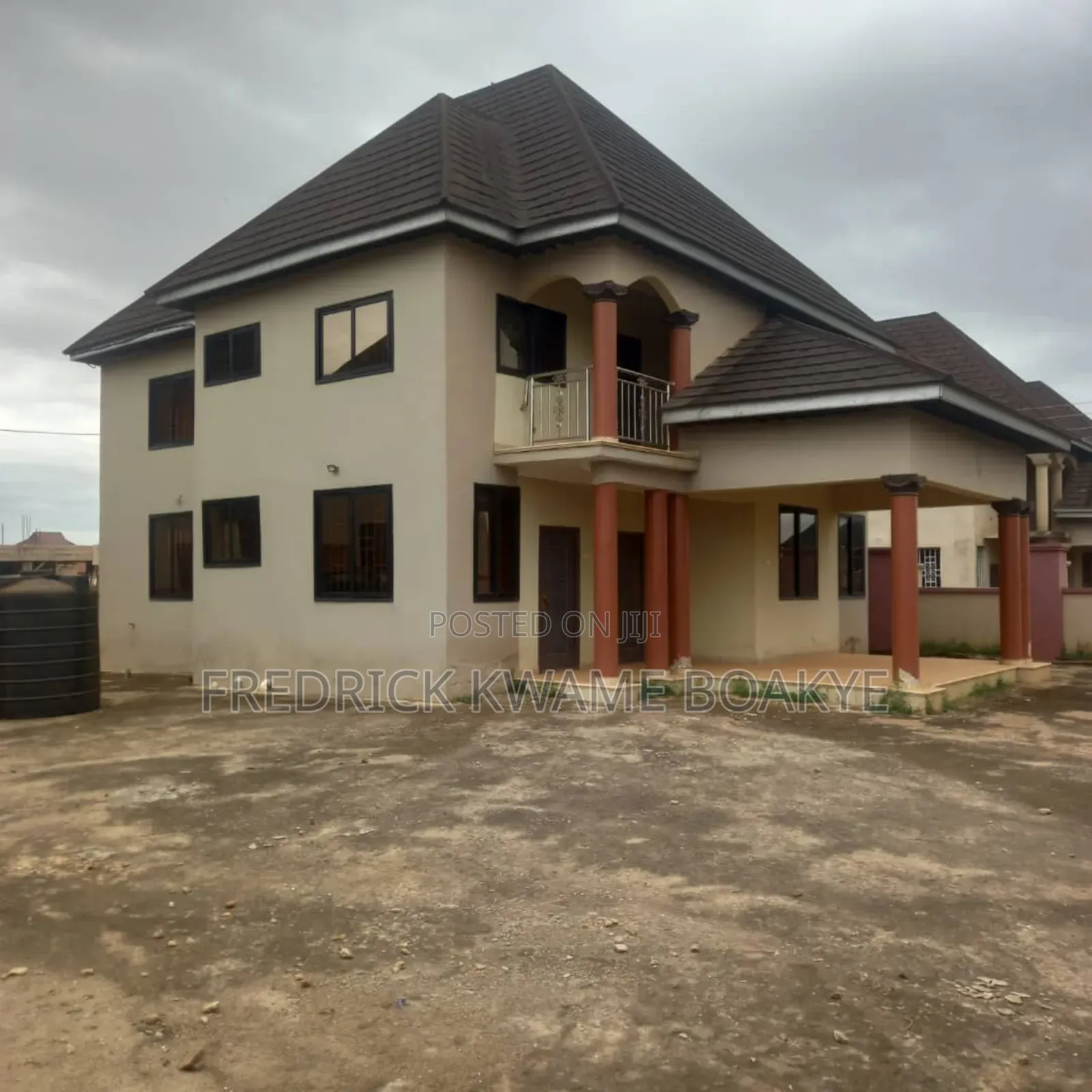 6bdrm House in Brother K Estate, Kumasi Metropolitan for sale