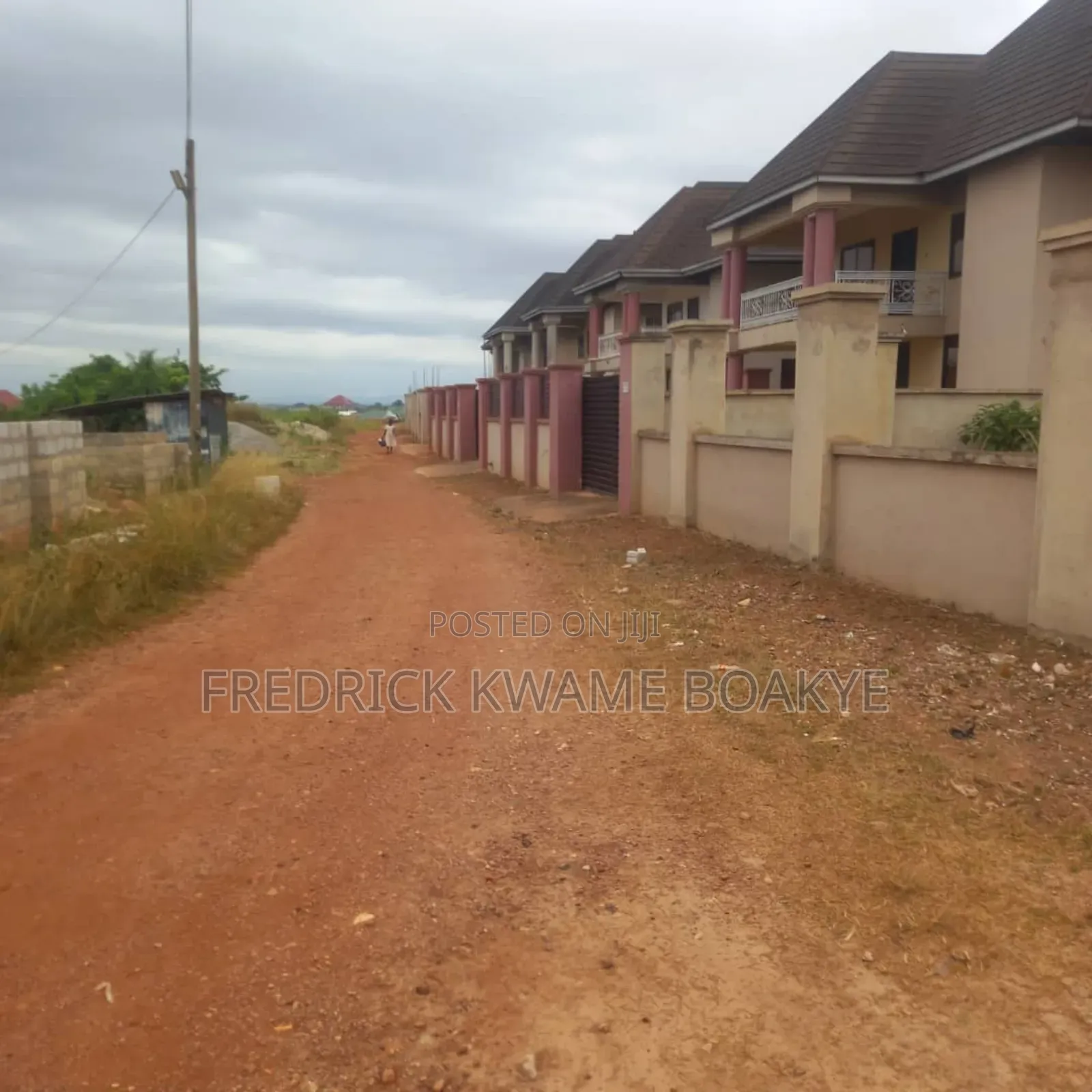 6bdrm House in Brother K Estate, Kumasi Metropolitan for sale