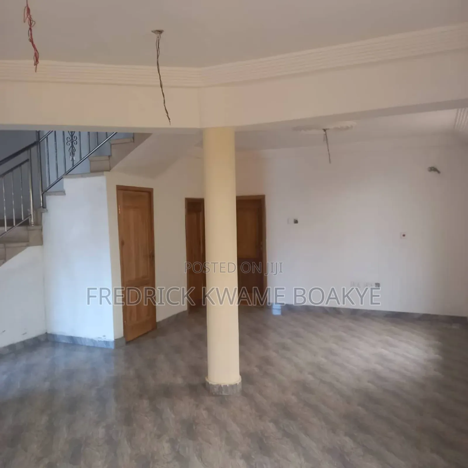 6bdrm House in Brother K Estate, Kumasi Metropolitan for sale