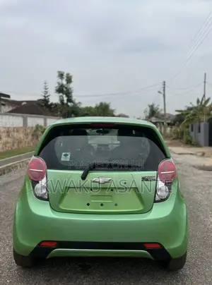 Chevrolet Spark 2015 Green