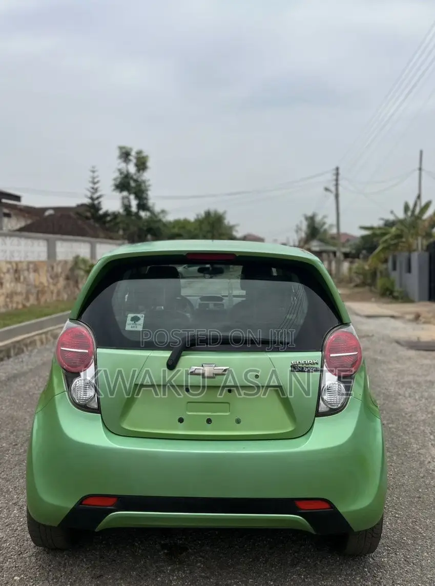 Chevrolet Spark 2015 Green