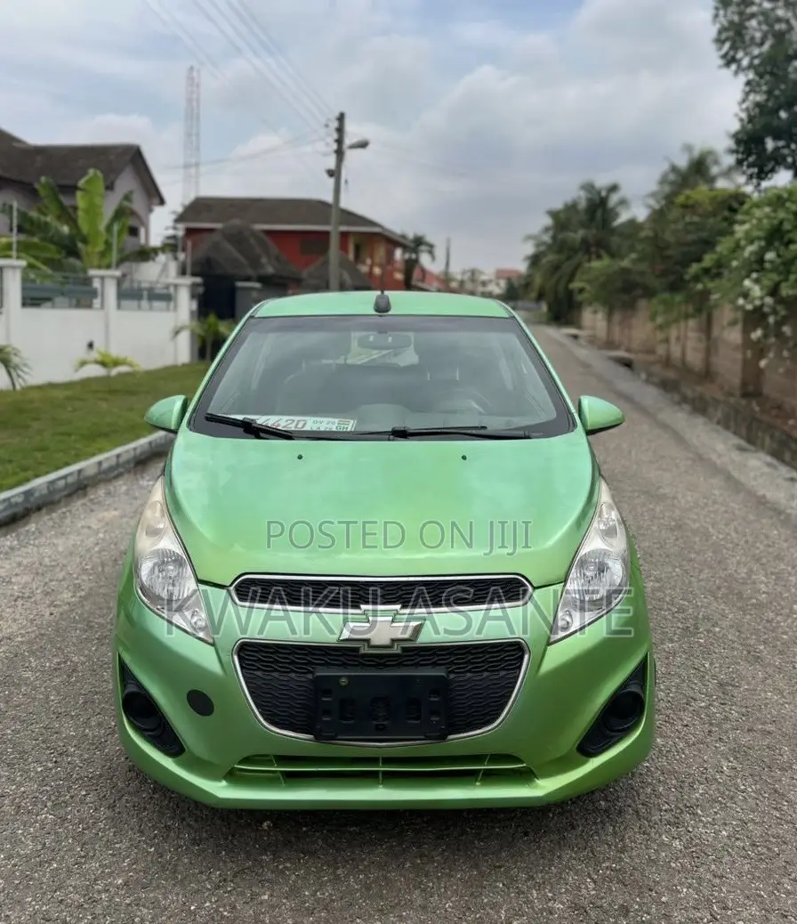 Chevrolet Spark 2015 Green