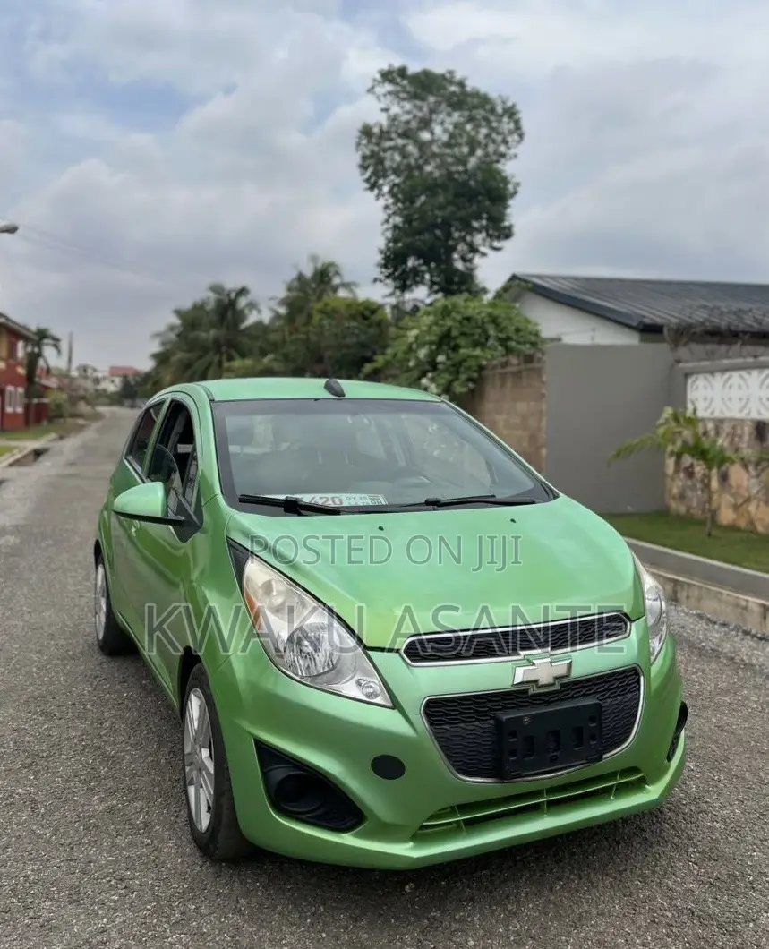 Chevrolet Spark 2015 Green