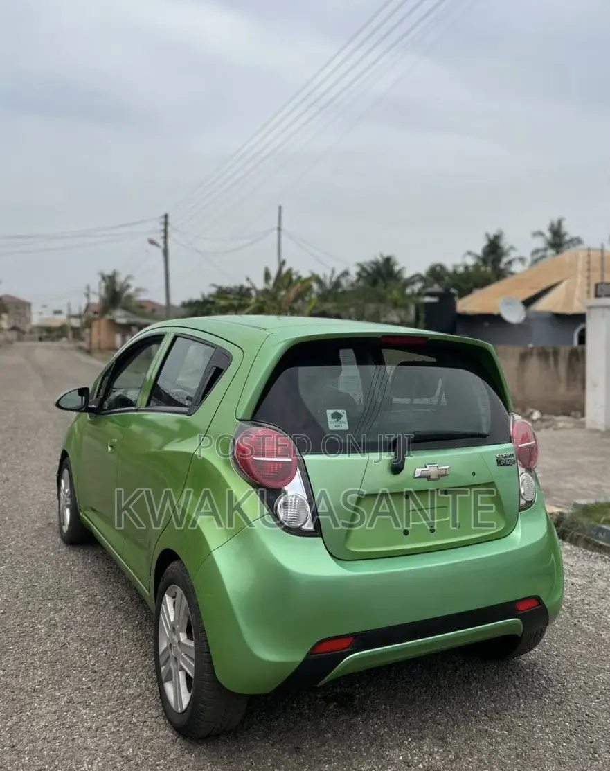 Chevrolet Spark 2015 Green