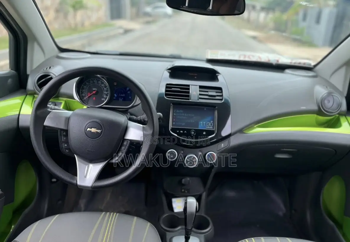 Chevrolet Spark 2015 Green