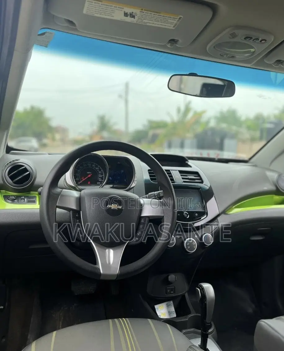 Chevrolet Spark 2015 Green