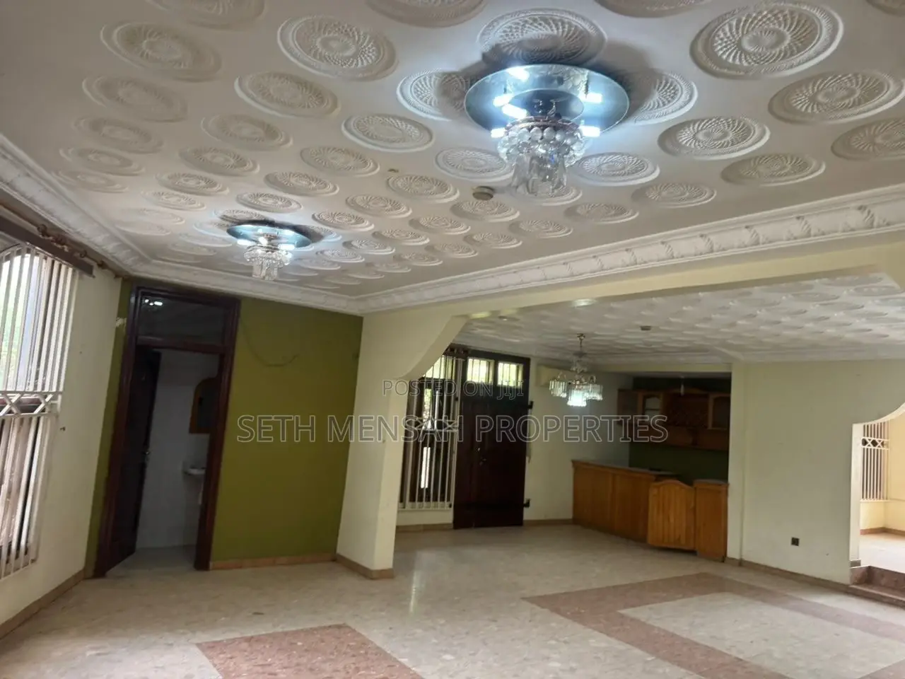4bdrm House in 4 Bedroom House, Mile 7 for sale