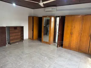 4bdrm House in 4 Bedroom House, Mile 7 for sale