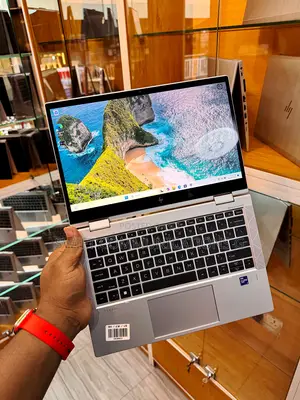 Laptop HP EliteBook 830 G8 16GB Intel Core i7 SSD 512GB