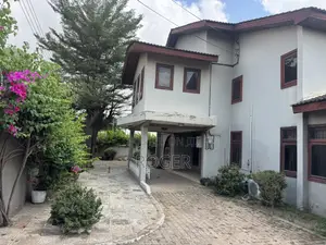 4bdrm House in Achimota Abc, Neoplan for sale