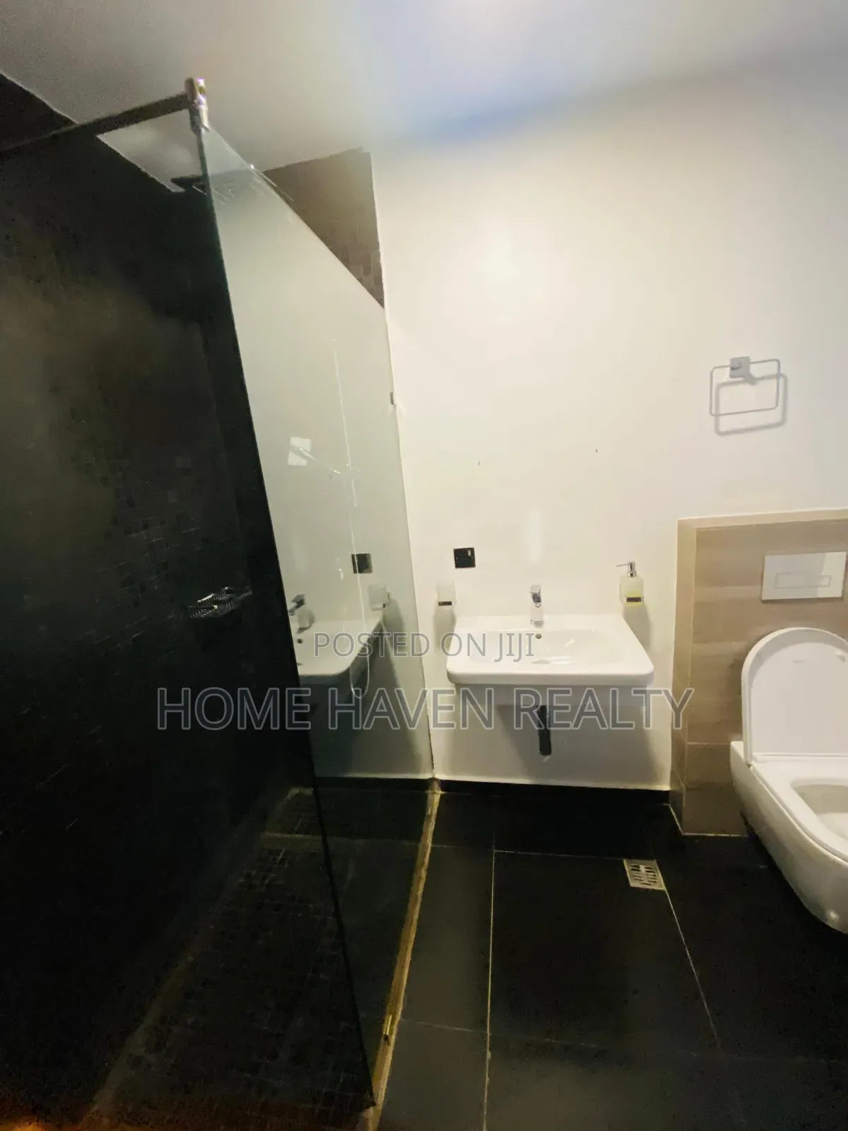 Furnished 3bdrm Apartment in Dzorwulu for rent