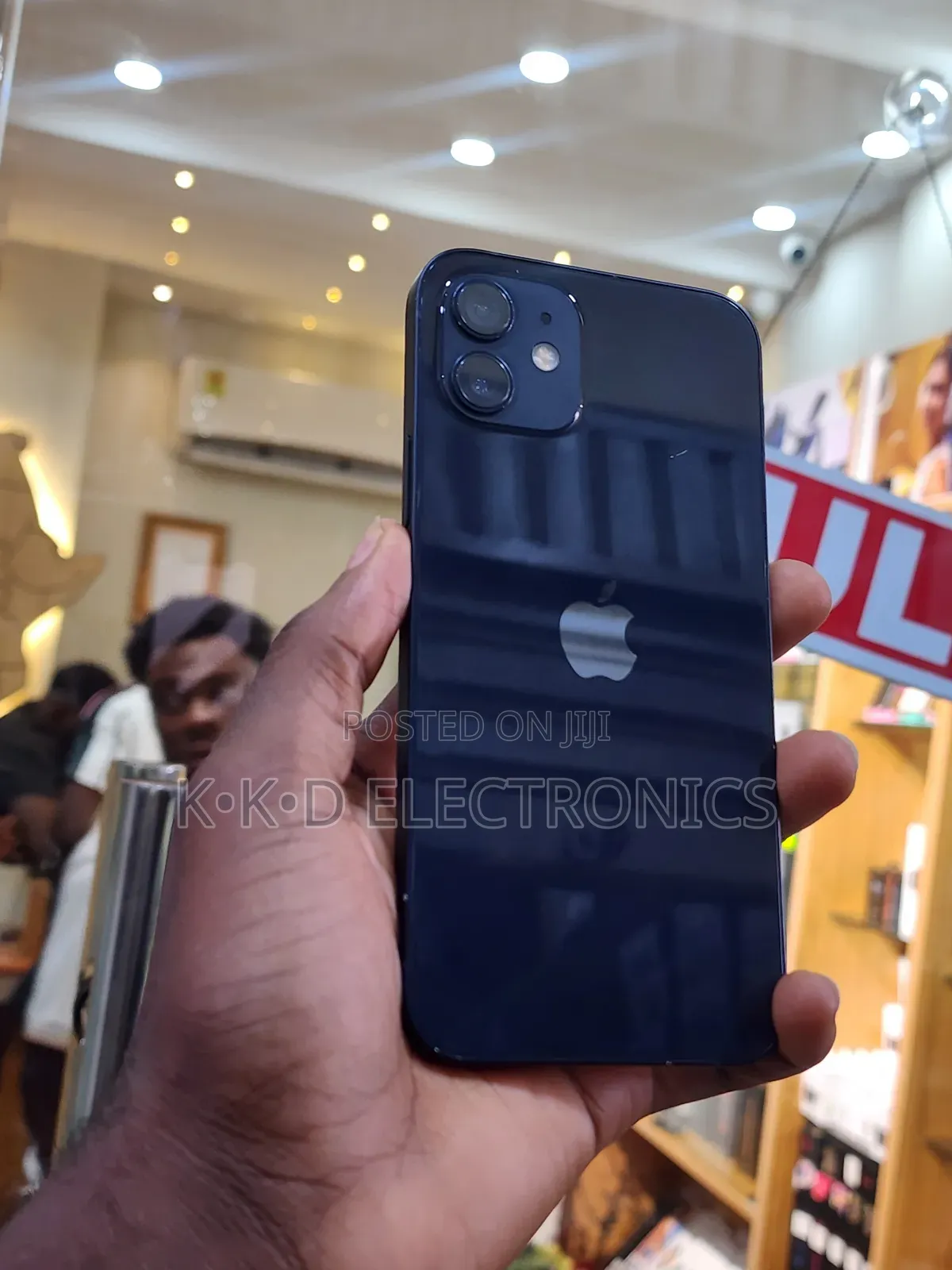 Apple iPhone 12 64 GB Black