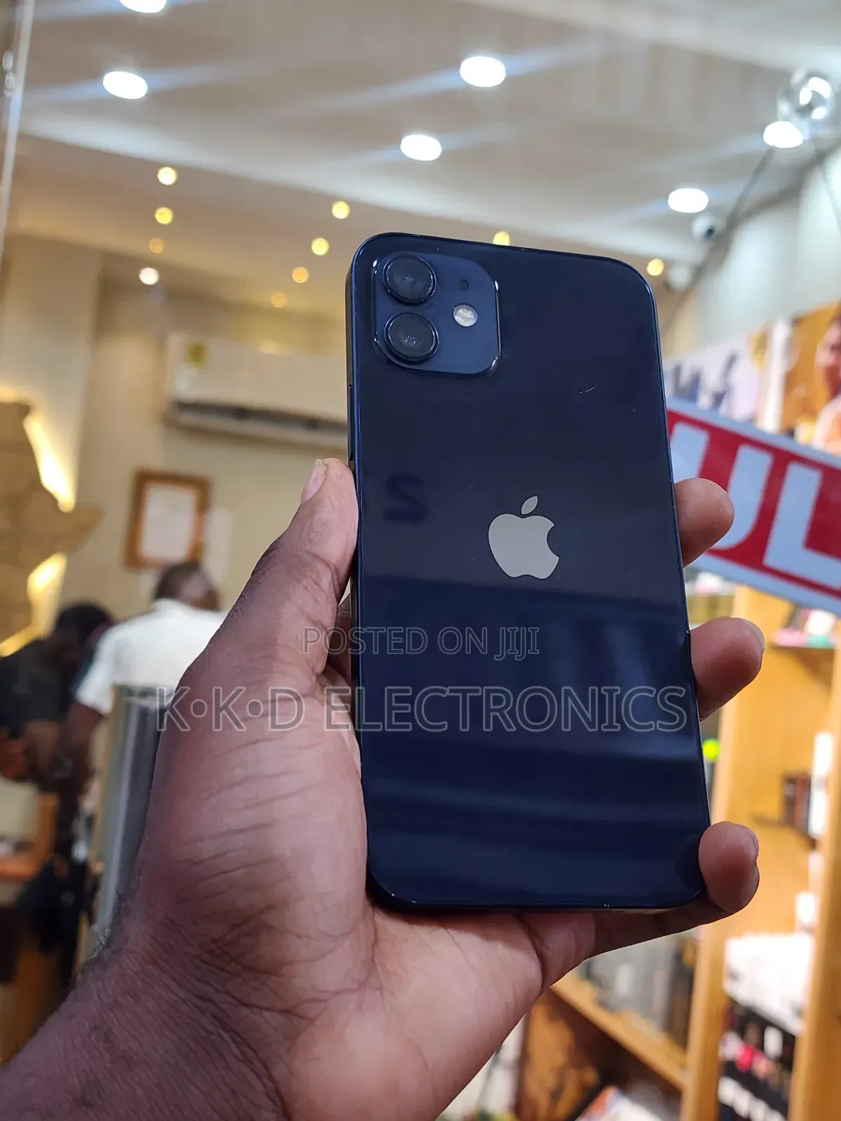 Apple iPhone 12 64 GB Black