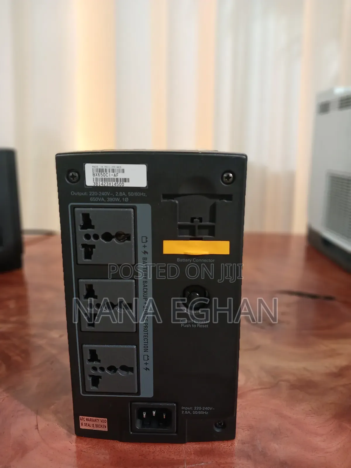 Ups (Uninterrupted Power Supply)