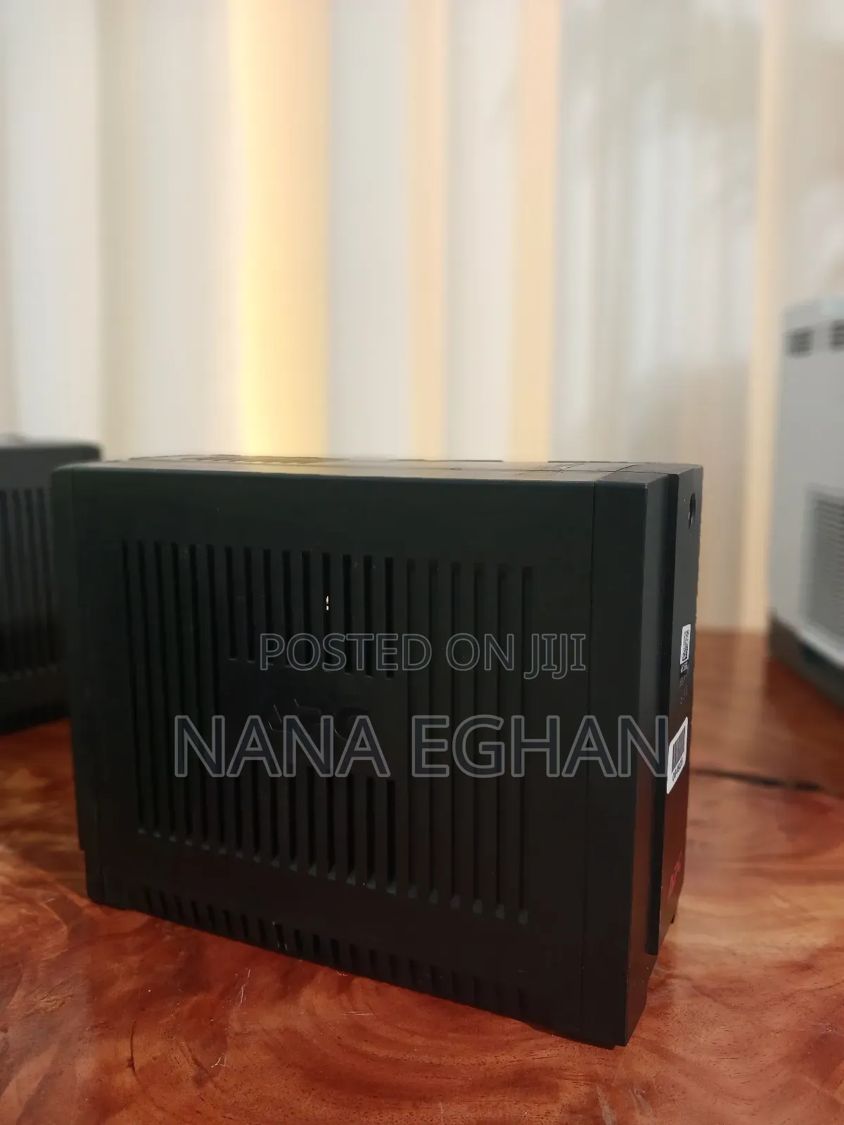 Ups (Uninterrupted Power Supply)