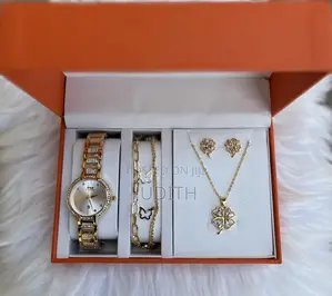 Elegant Women’S Gift Set
