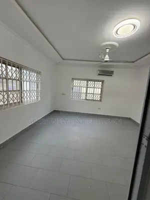 4bdrm Duplex in West Hills Mall Area for rent