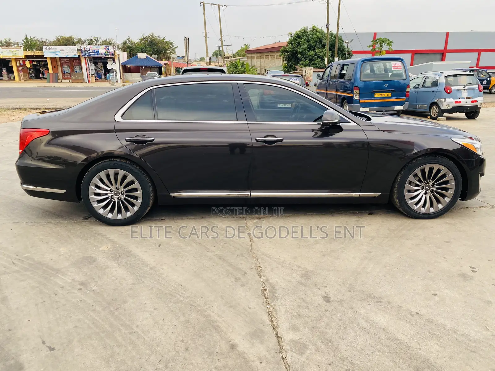 Genesis G90 3.3T Premium 2018