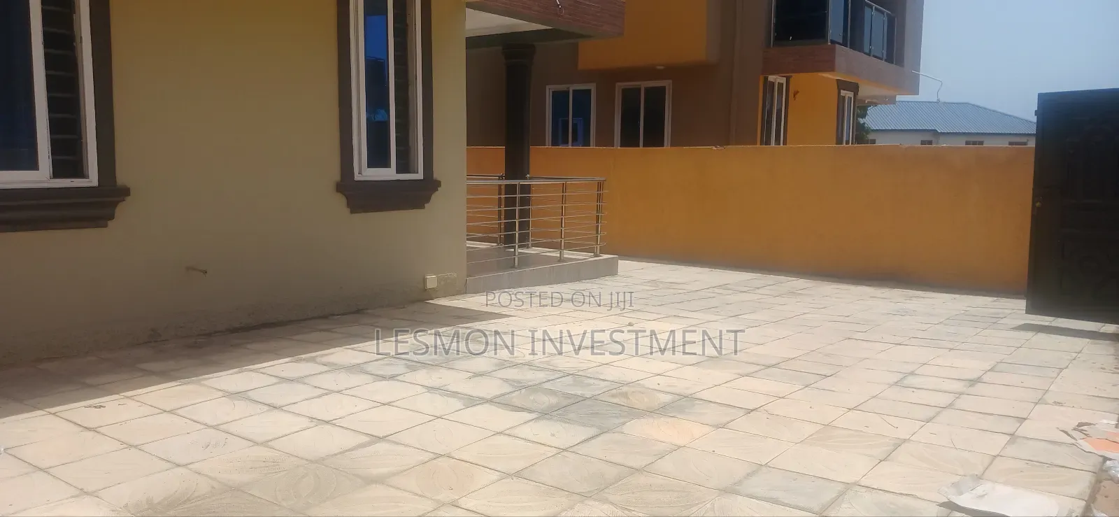 4bdrm Duplex in Agent, Baatsona Total for sale