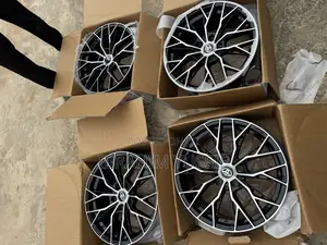 Rim 17 Set Fresh in Boss