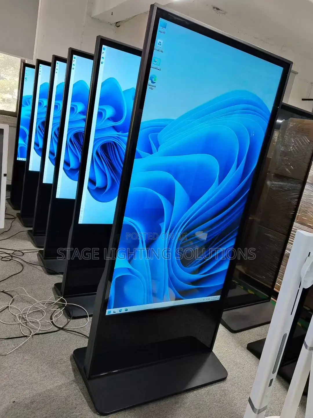 Digital Advertising Floor Stand Screen
