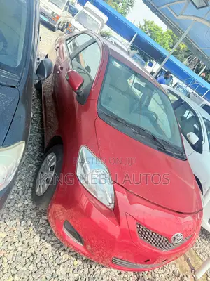 Toyota Belta 2012 Red