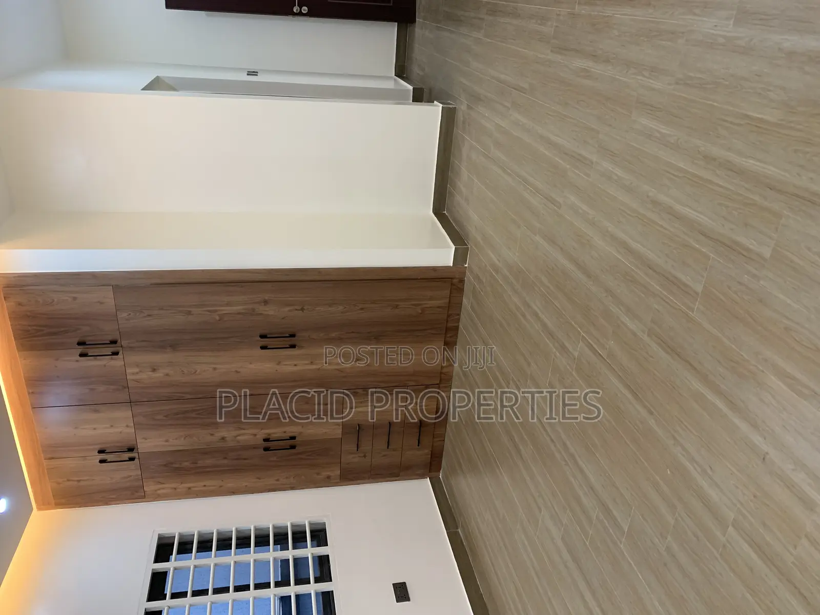 3bdrm House in Tantra Hill ,Accra, Achimota for sale